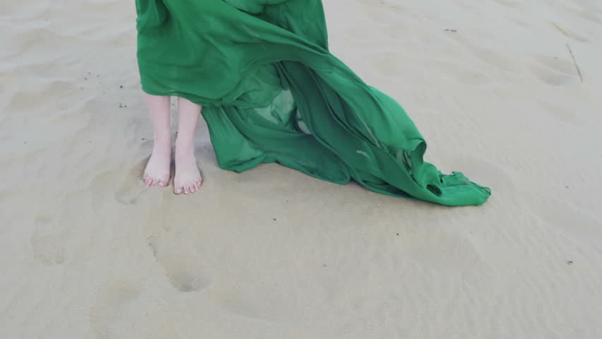 Wind video dress