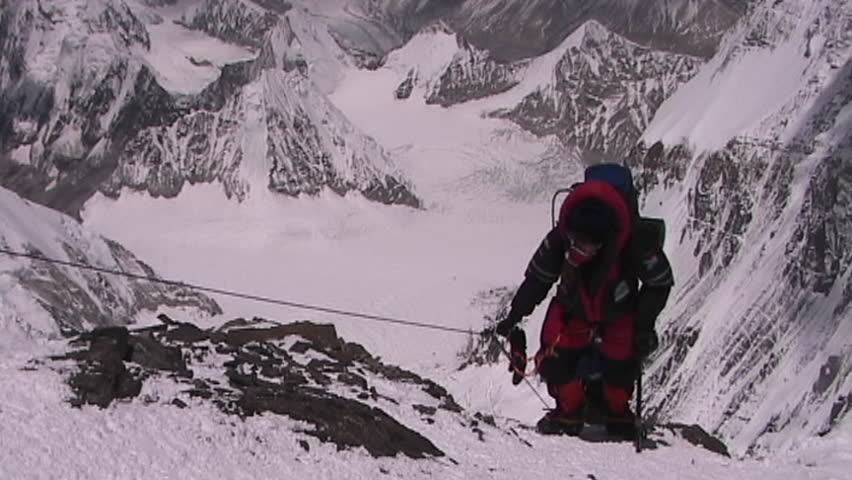 Climbers Fight Brutal Storm On Mt. Everest Stock Footage Video 1546645 - Shutterstock