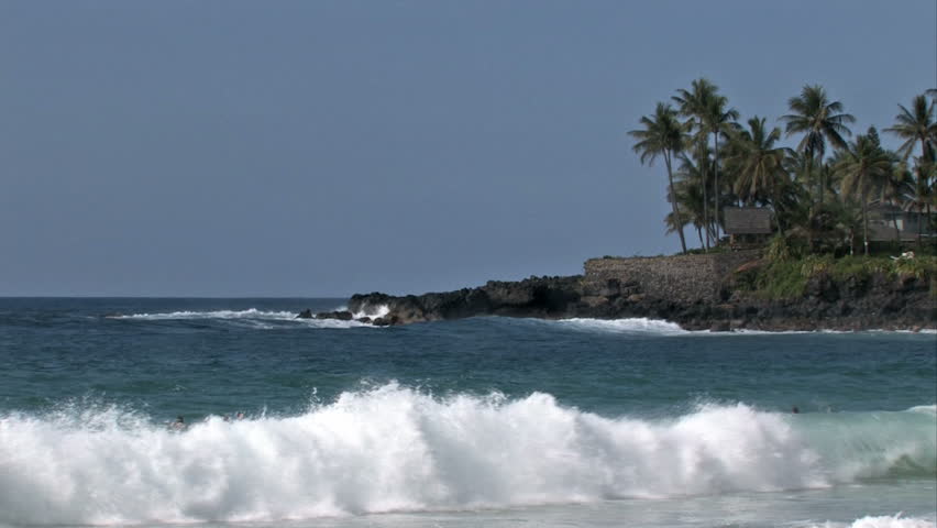 Pan Of Waimea Bay On The North Shore Of Oahu In Summer