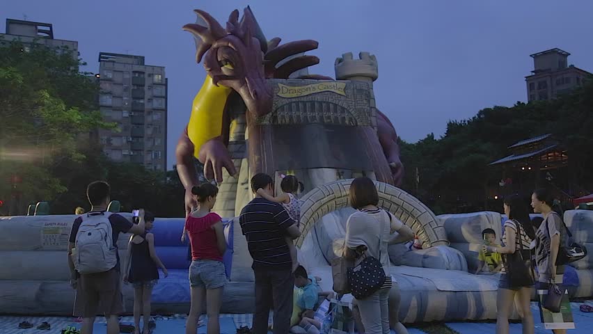 Header of air castle