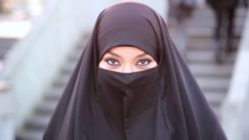 Steadicam Woman With Chador Hijab Wearing Sunglasses Stock Footage