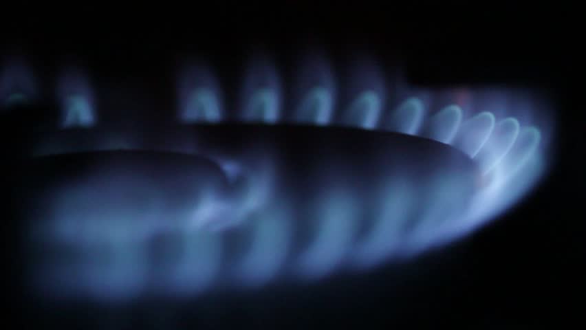 gas-oven-yellow-flame-in-gas-oven