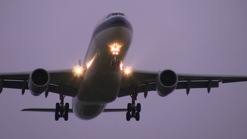 Airplane Flying Overhead At Dusk Stock Footage Video 3836531 - Shutterstock