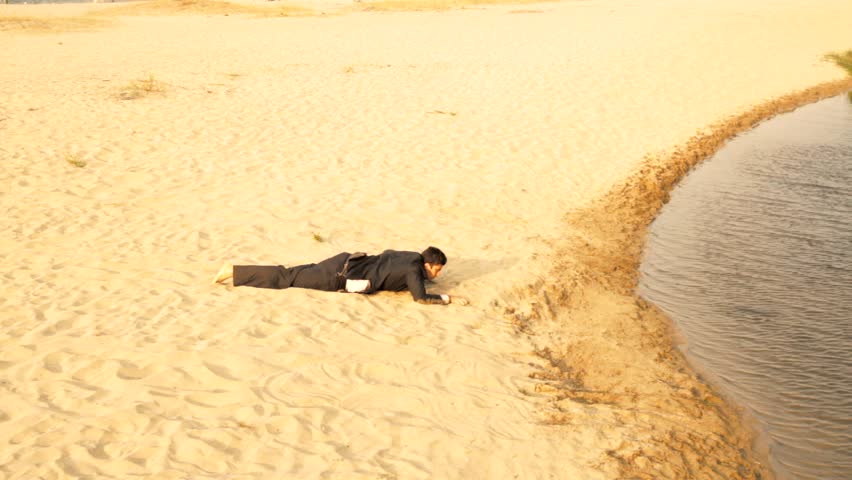 Businessman Crawling In Desert Reaching Water Success Concept Stock ...